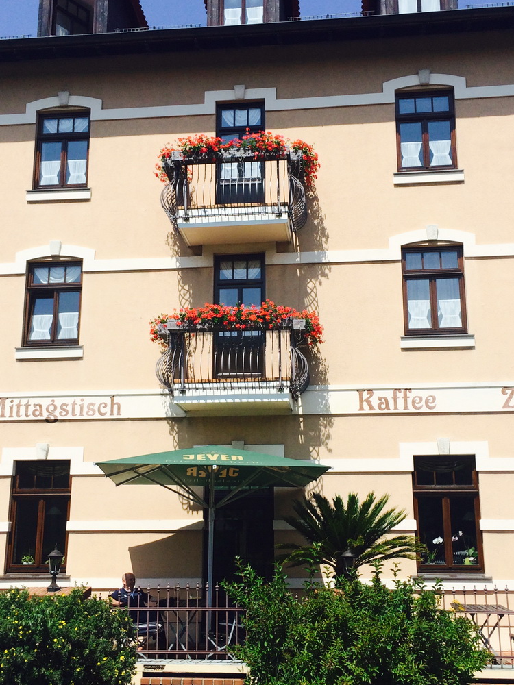 Hotel Detail